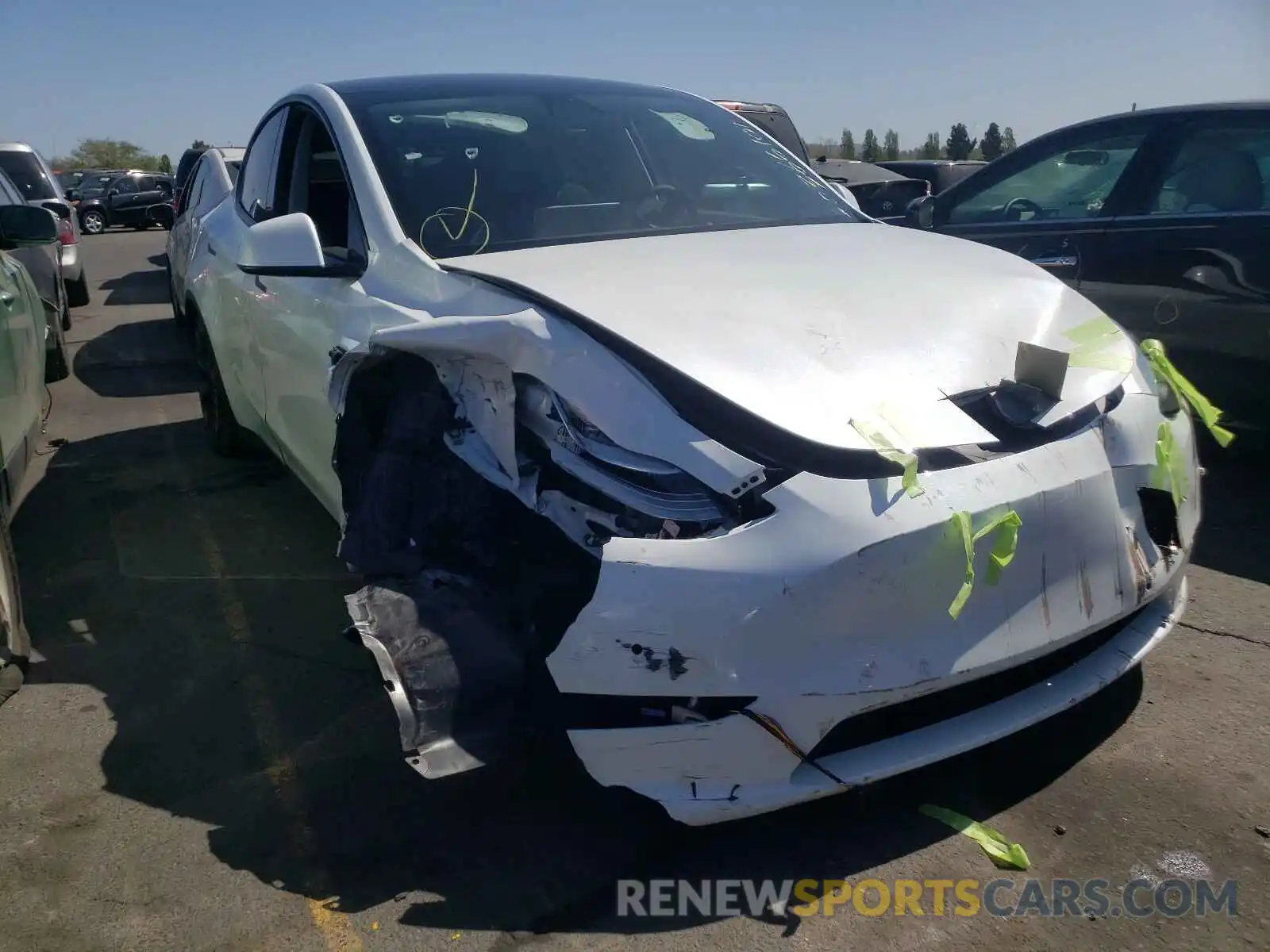 1 Photograph of a damaged car 5YJYGDEE5MF098041 TESLA MODEL Y 2021