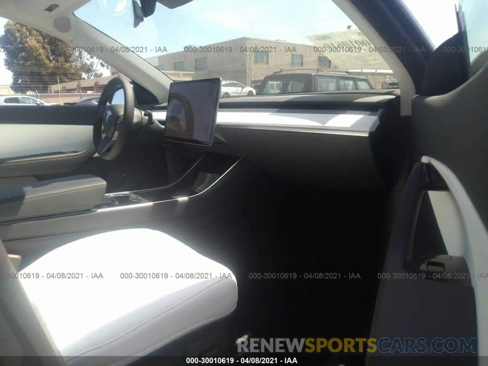 5 Photograph of a damaged car 5YJYGDEE5MF098525 TESLA MODEL Y 2021