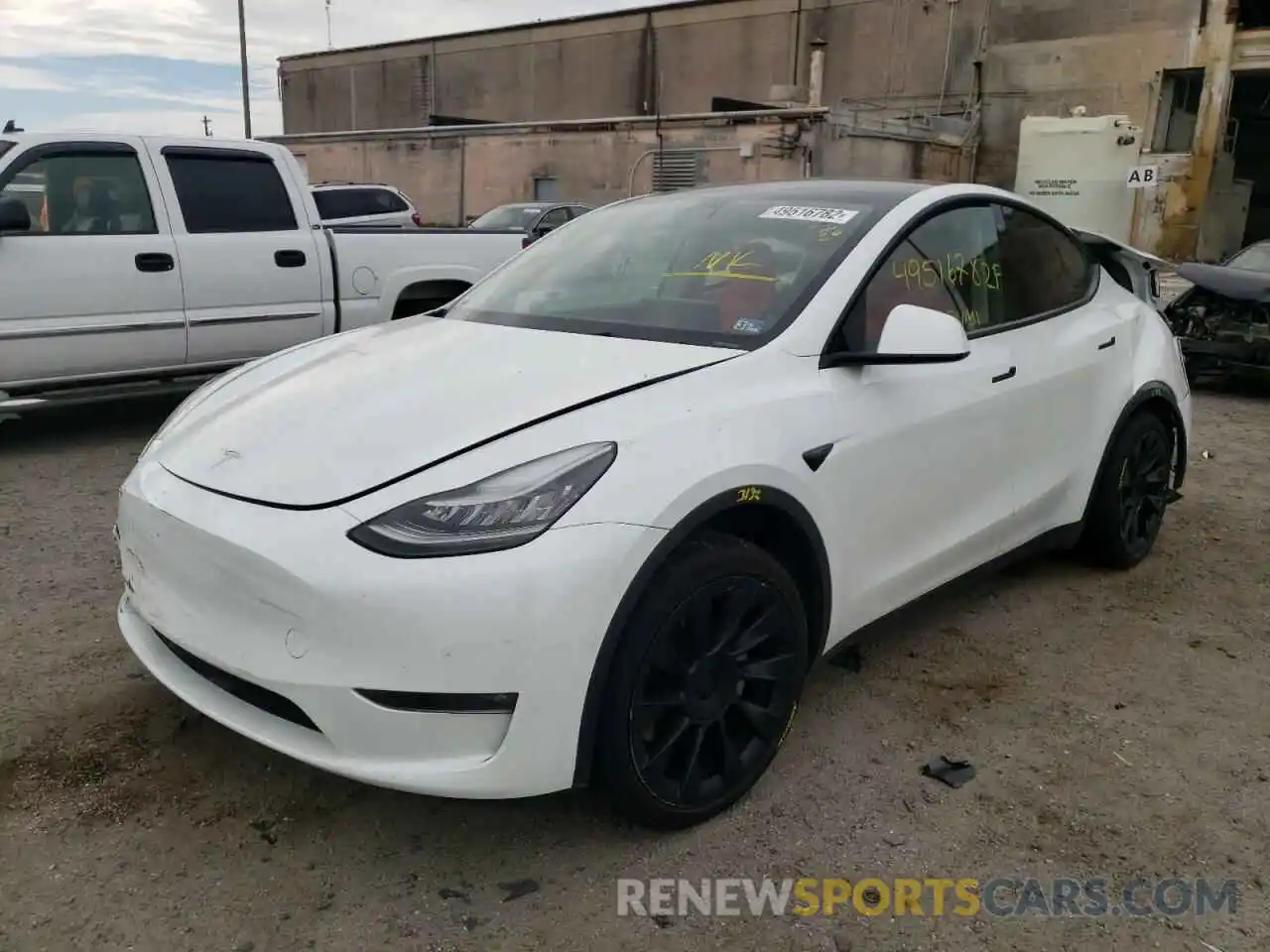 2 Photograph of a damaged car 5YJYGDEE5MF111659 TESLA MODEL Y 2021