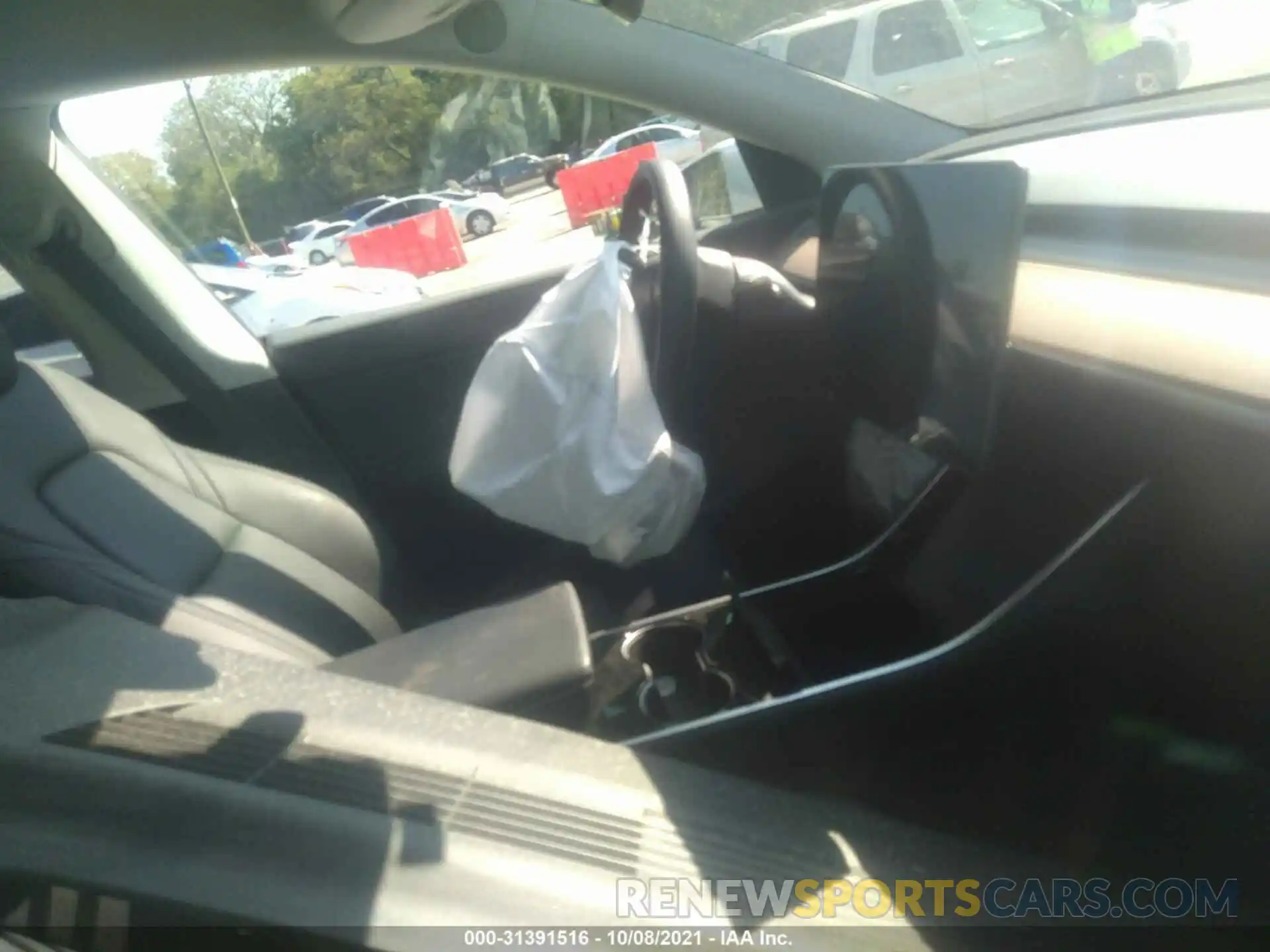 5 Photograph of a damaged car 5YJYGDEE5MF115422 TESLA MODEL Y 2021