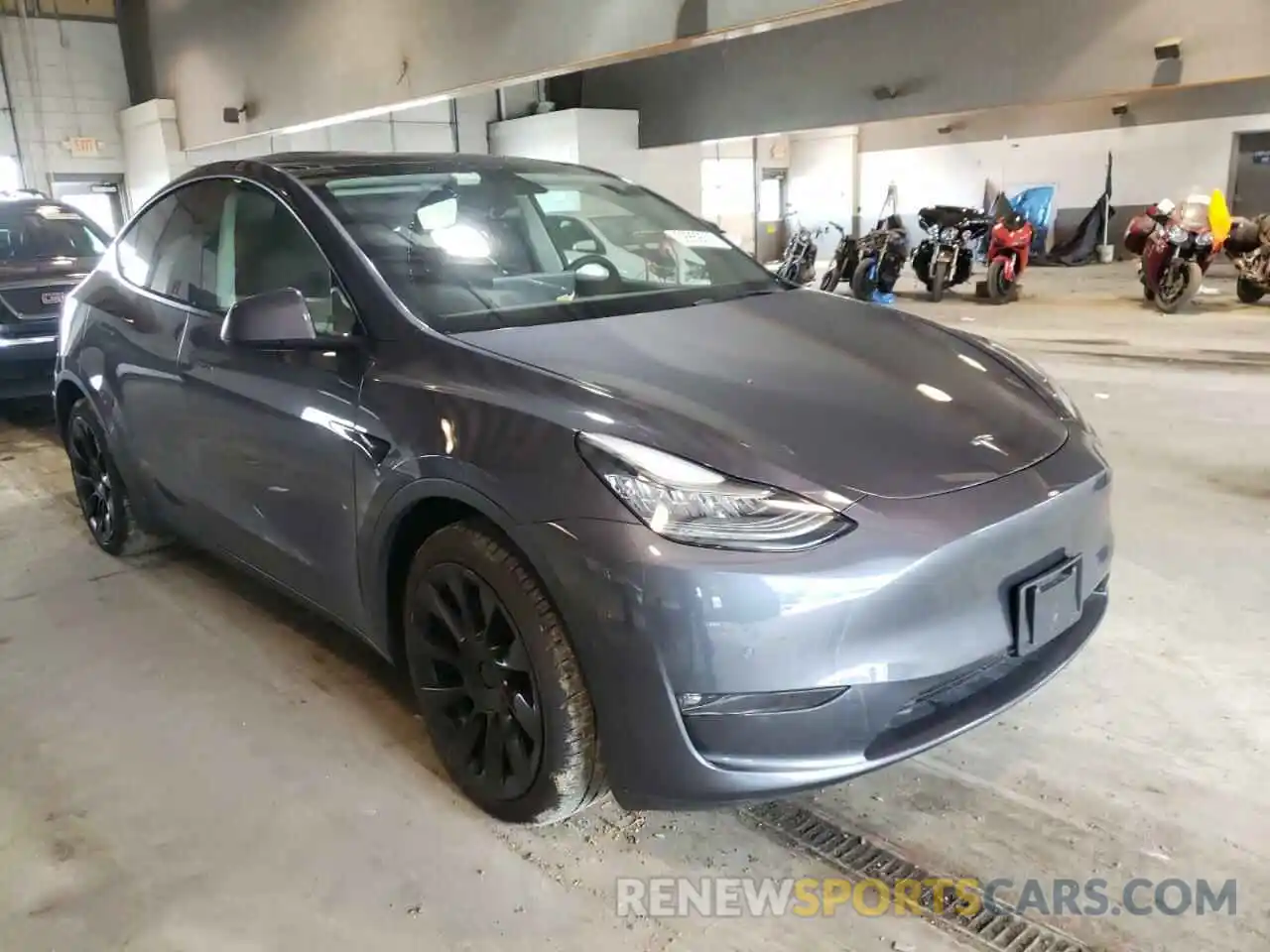 1 Photograph of a damaged car 5YJYGDEE5MF119941 TESLA MODEL Y 2021