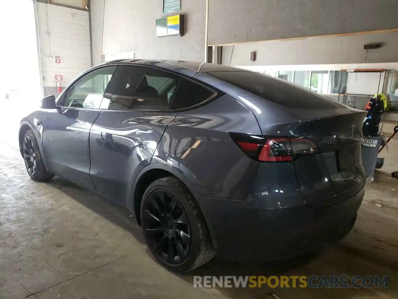 3 Фотография поврежденного автомобиля 5YJYGDEE5MF119941 TESLA MODEL Y 2021