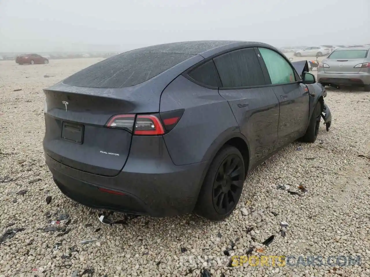 4 Фотография поврежденного автомобиля 5YJYGDEE5MF123973 TESLA MODEL Y 2021