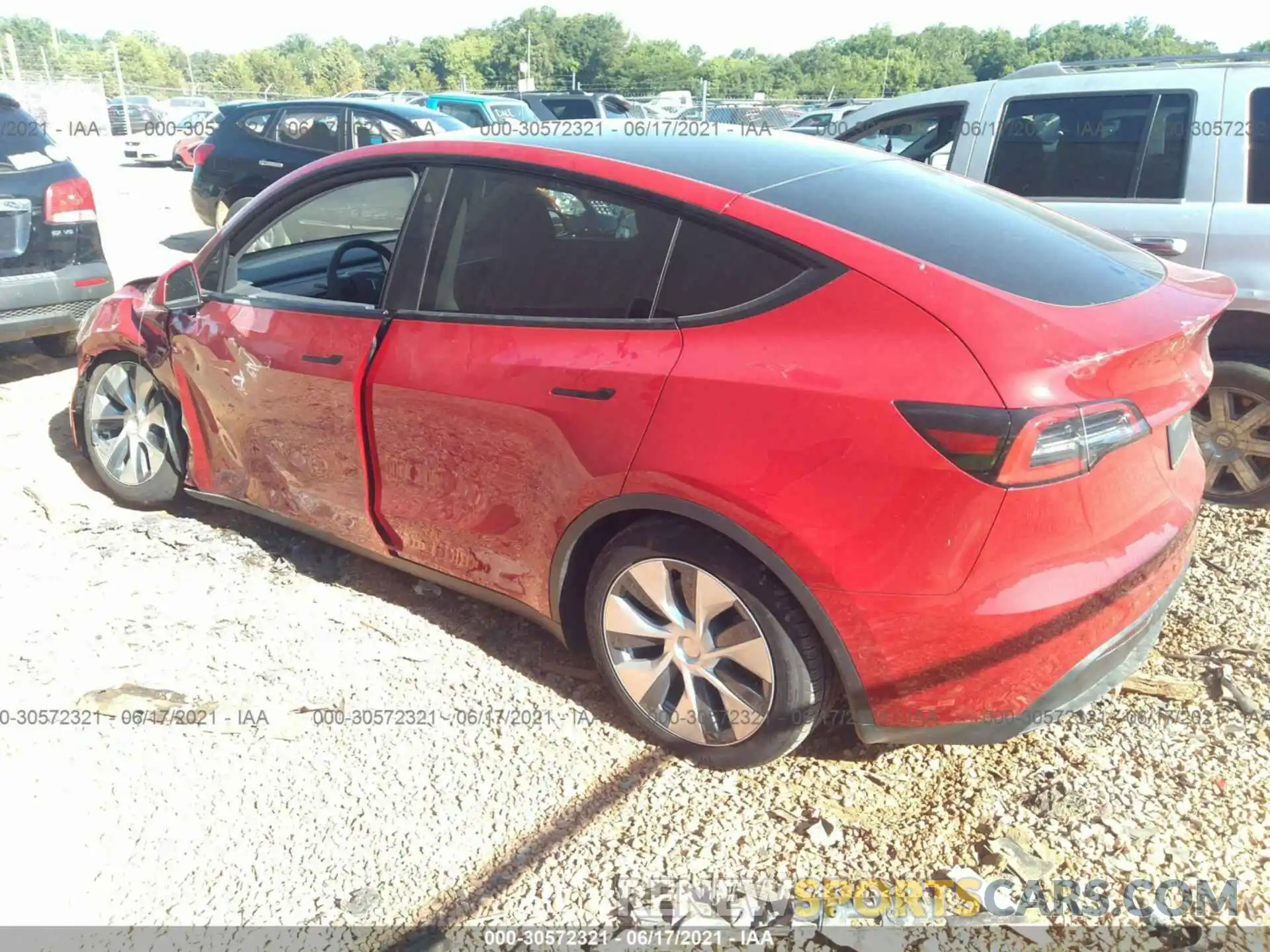 3 Photograph of a damaged car 5YJYGDEE5MF124850 TESLA MODEL Y 2021