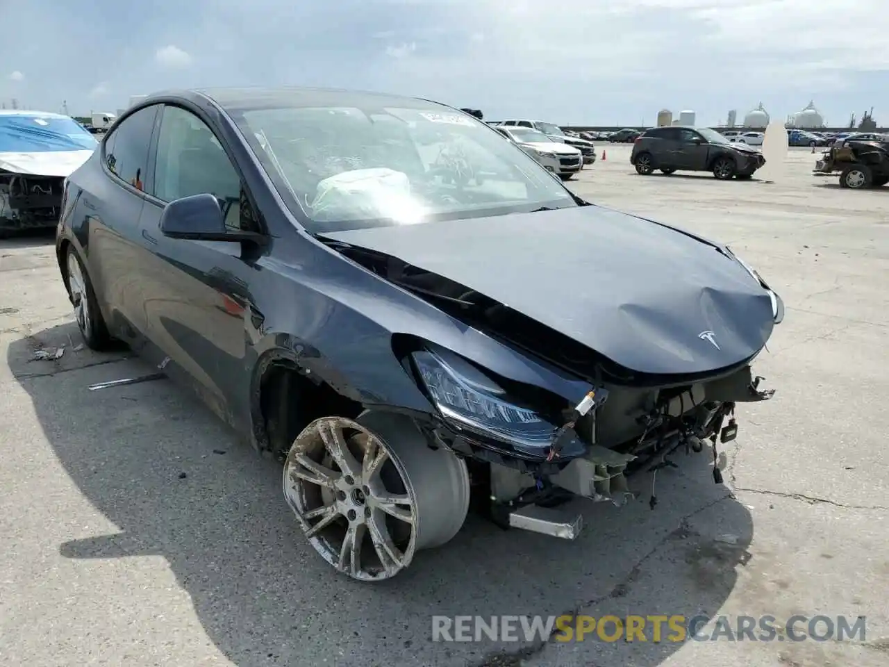 1 Photograph of a damaged car 5YJYGDEE5MF138344 TESLA MODEL Y 2021