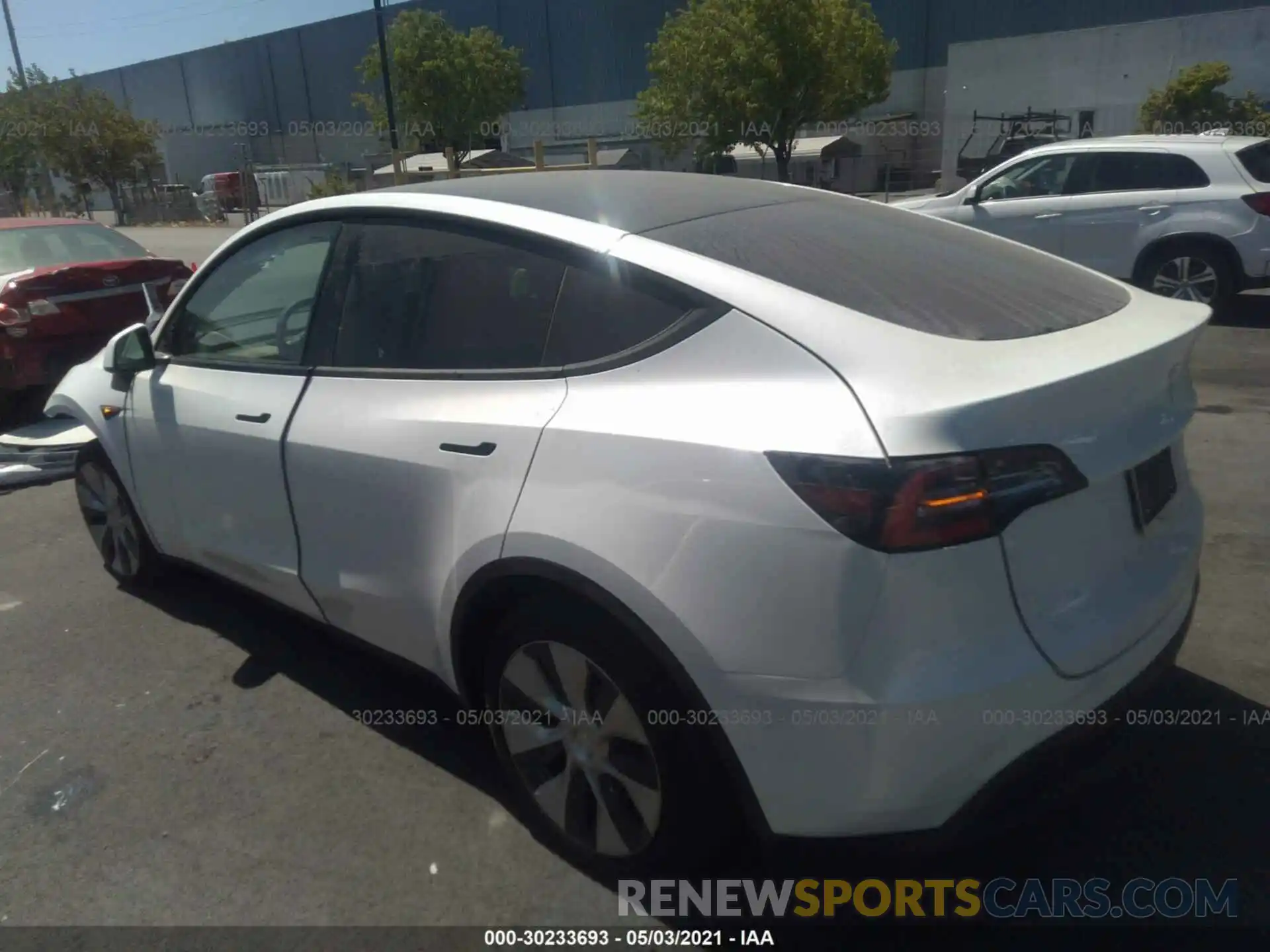 3 Photograph of a damaged car 5YJYGDEE5MF139302 TESLA MODEL Y 2021