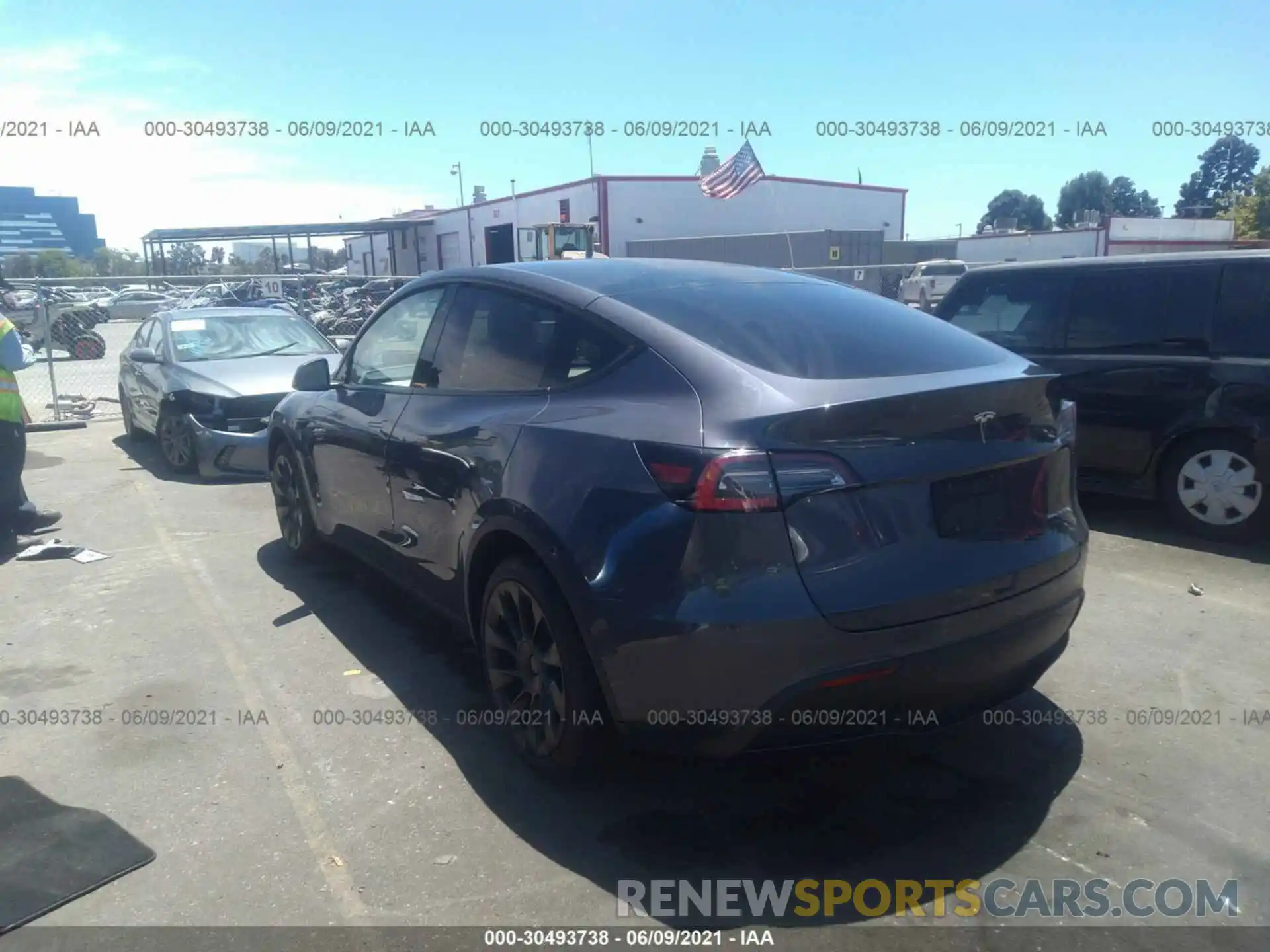 3 Photograph of a damaged car 5YJYGDEE5MF141812 TESLA MODEL Y 2021