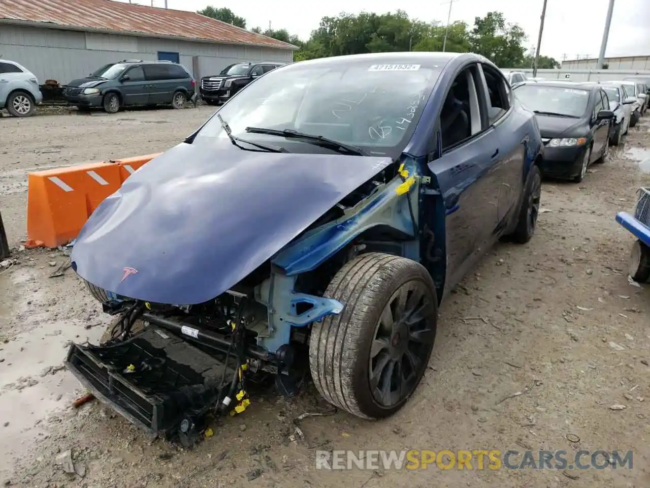 2 Photograph of a damaged car 5YJYGDEE5MF143253 TESLA MODEL Y 2021