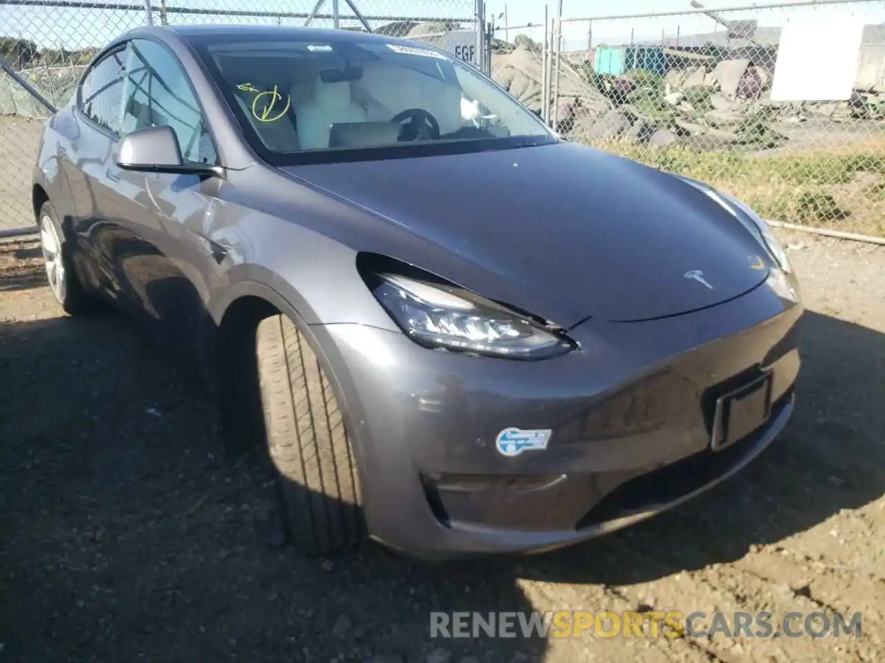 1 Photograph of a damaged car 5YJYGDEE5MF157458 TESLA MODEL Y 2021