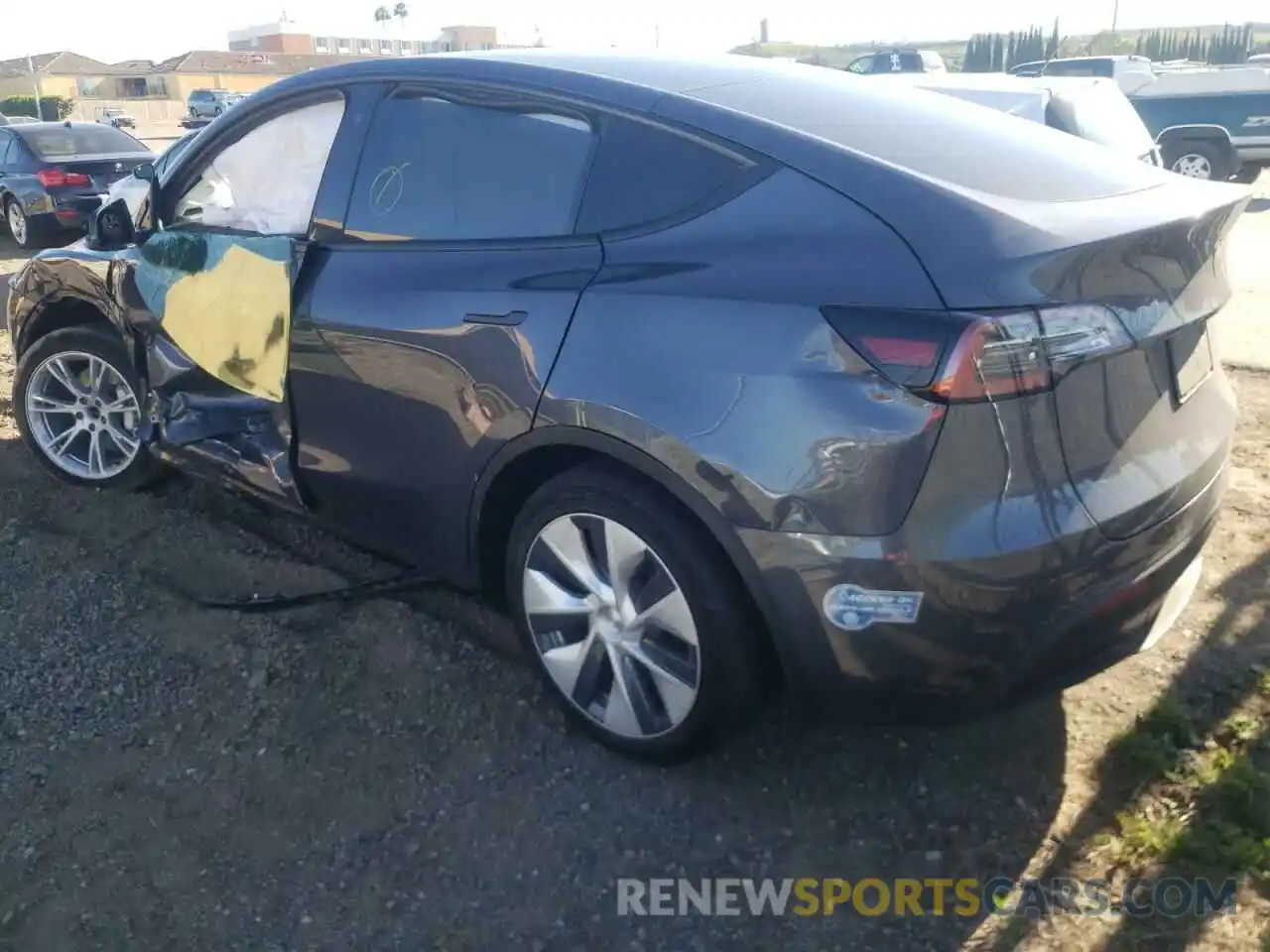 3 Photograph of a damaged car 5YJYGDEE5MF157458 TESLA MODEL Y 2021