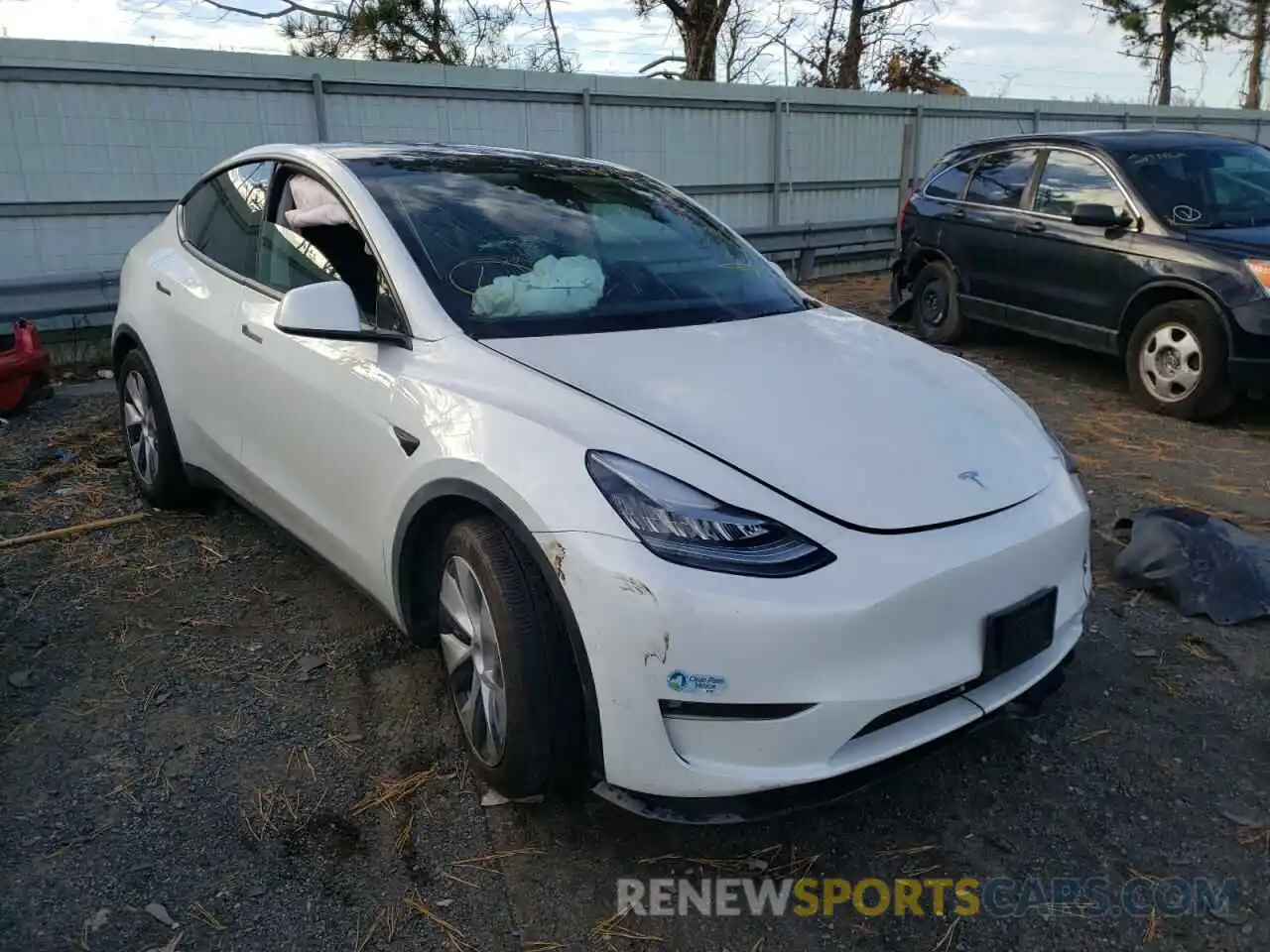 1 Photograph of a damaged car 5YJYGDEE5MF191402 TESLA MODEL Y 2021