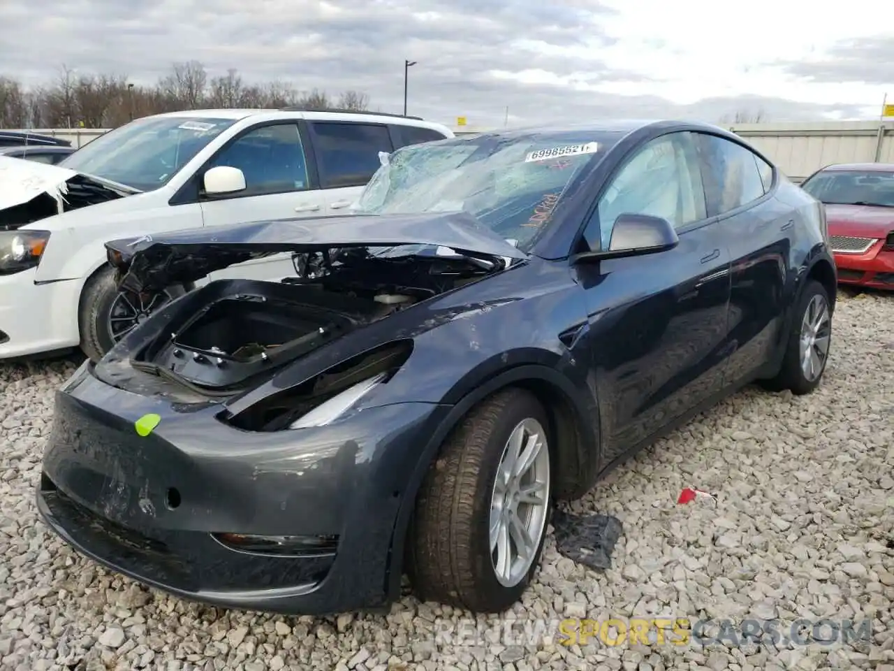 2 Photograph of a damaged car 5YJYGDEE5MF192565 TESLA MODEL Y 2021