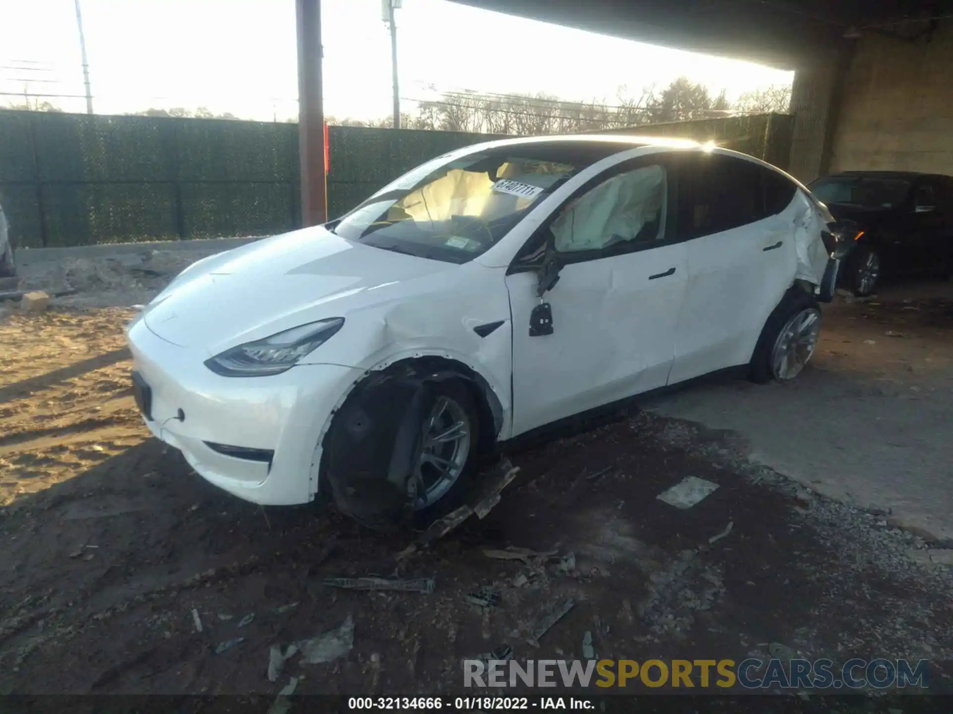 2 Photograph of a damaged car 5YJYGDEE5MF198253 TESLA MODEL Y 2021