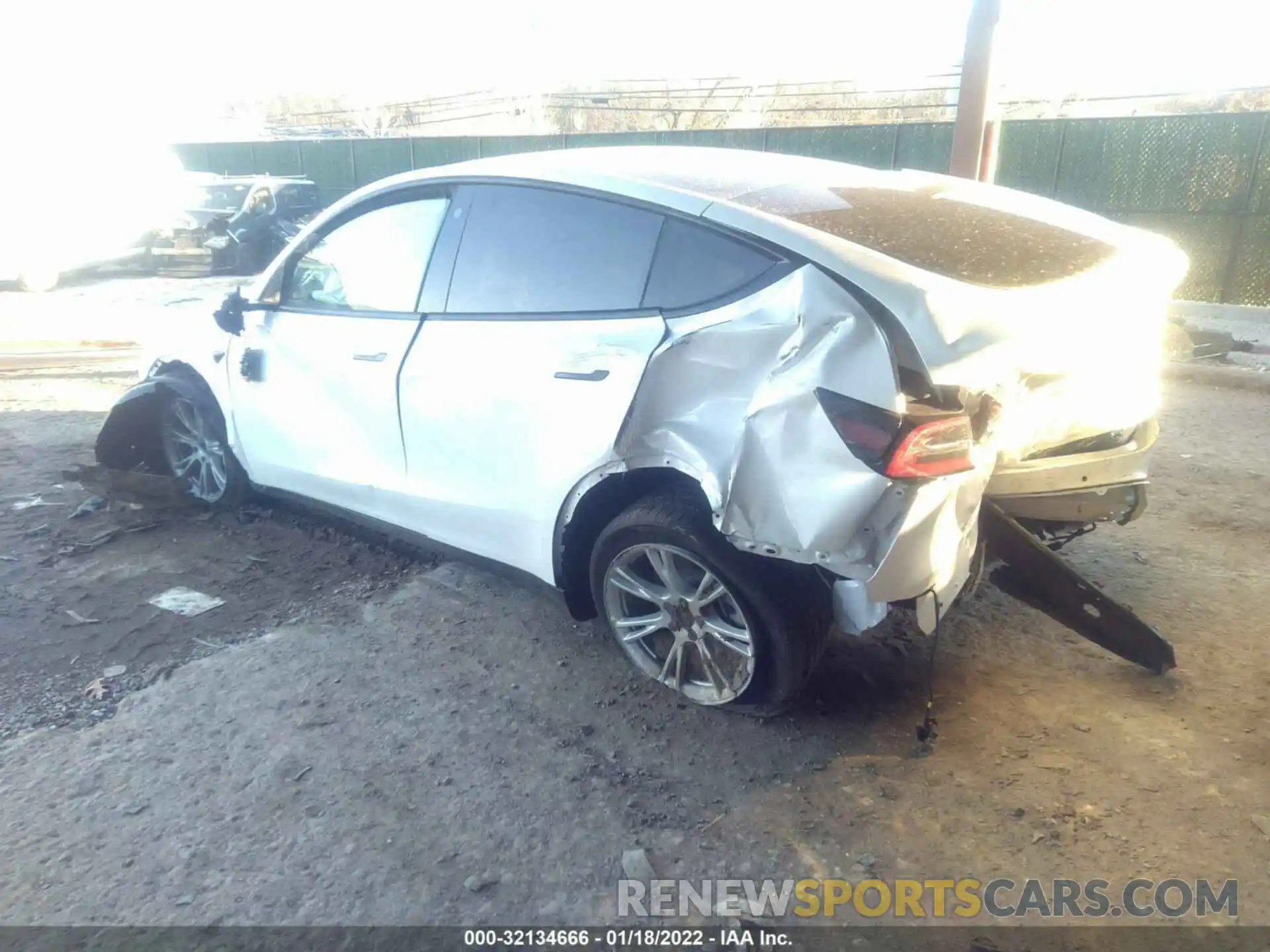 3 Photograph of a damaged car 5YJYGDEE5MF198253 TESLA MODEL Y 2021