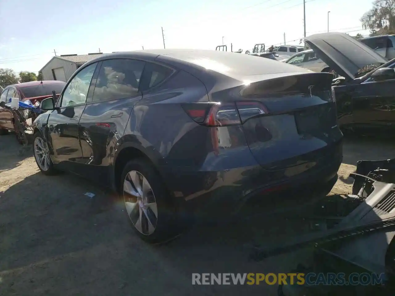 3 Photograph of a damaged car 5YJYGDEE5MF198737 TESLA MODEL Y 2021