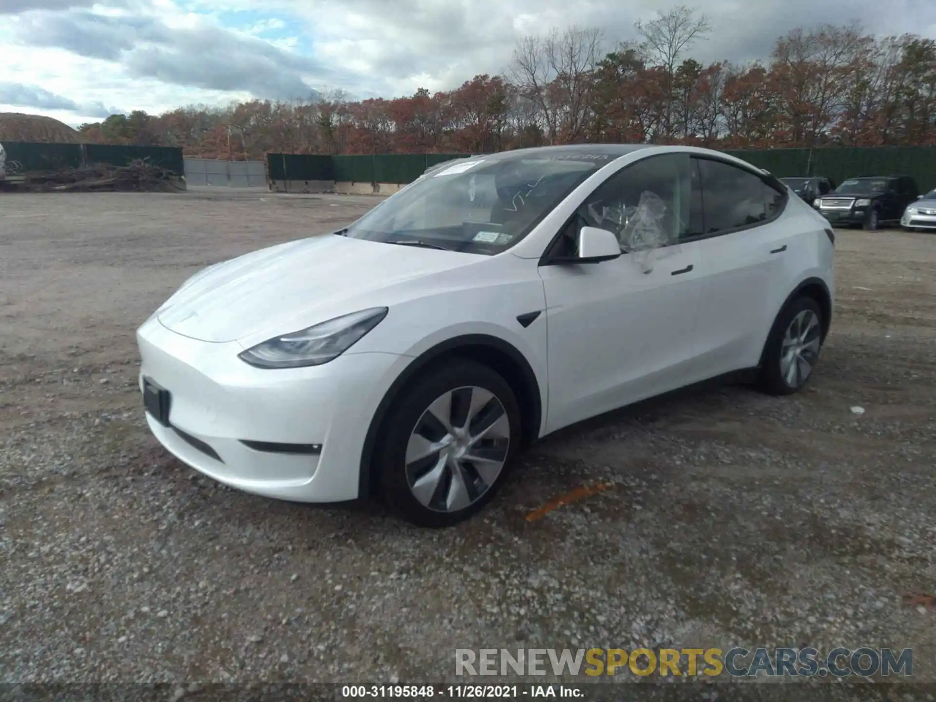 2 Photograph of a damaged car 5YJYGDEE5MF200888 TESLA MODEL Y 2021