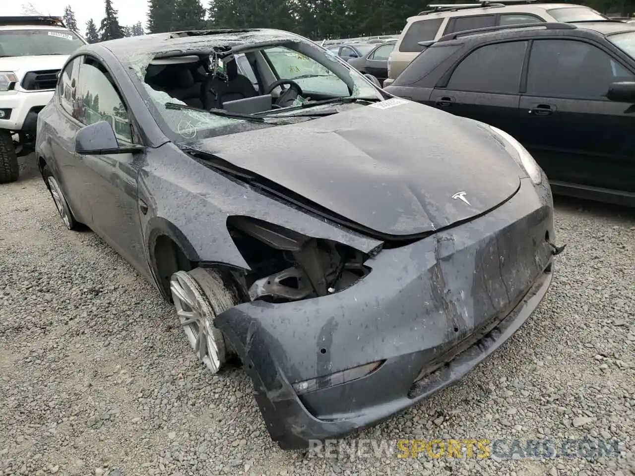 1 Photograph of a damaged car 5YJYGDEE5MF207291 TESLA MODEL Y 2021