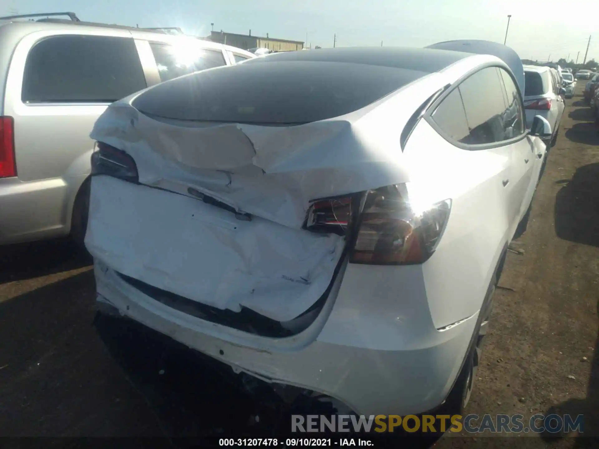 6 Photograph of a damaged car 5YJYGDEE5MF209333 TESLA MODEL Y 2021