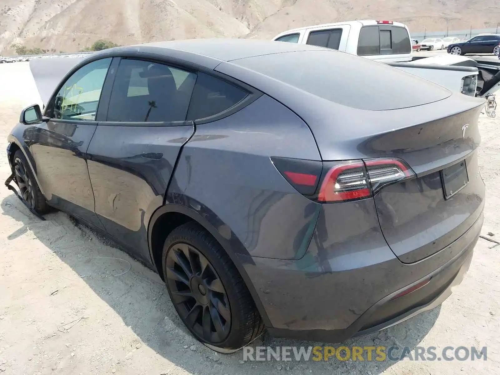 3 Photograph of a damaged car 5YJYGDEE5MF222843 TESLA MODEL Y 2021