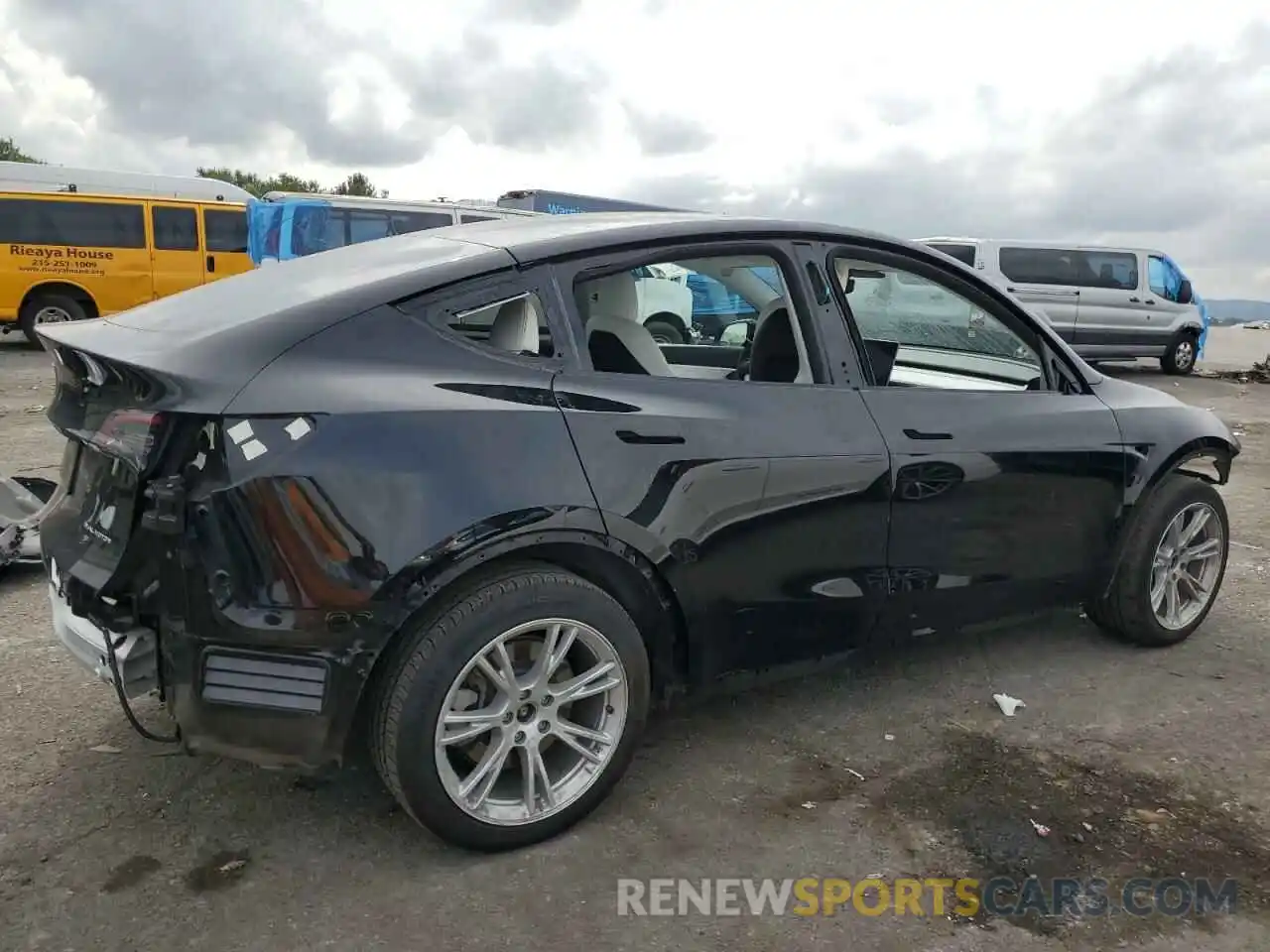 3 Photograph of a damaged car 5YJYGDEE5MF228786 TESLA MODEL Y 2021