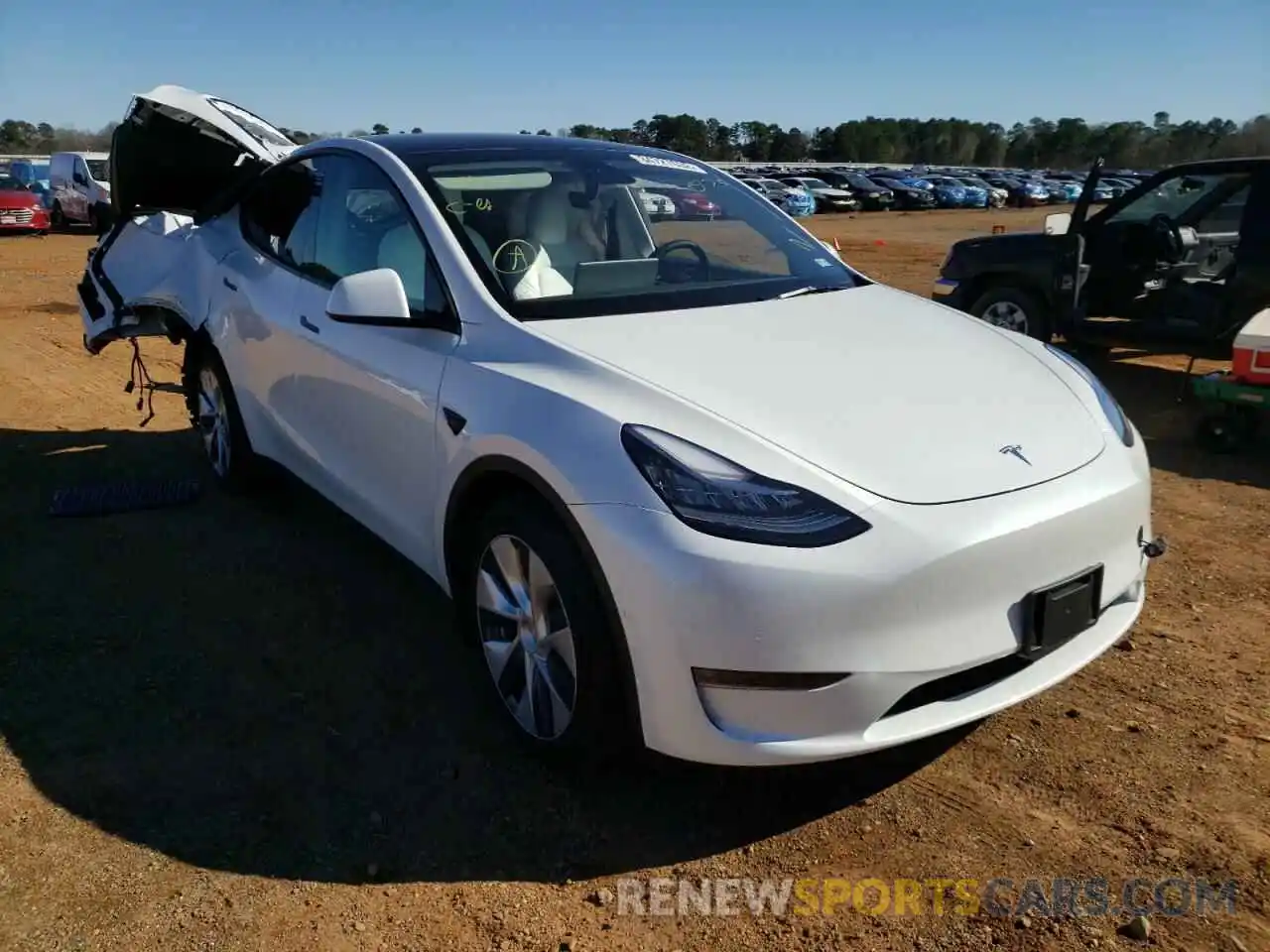 1 Photograph of a damaged car 5YJYGDEE5MF240775 TESLA MODEL Y 2021