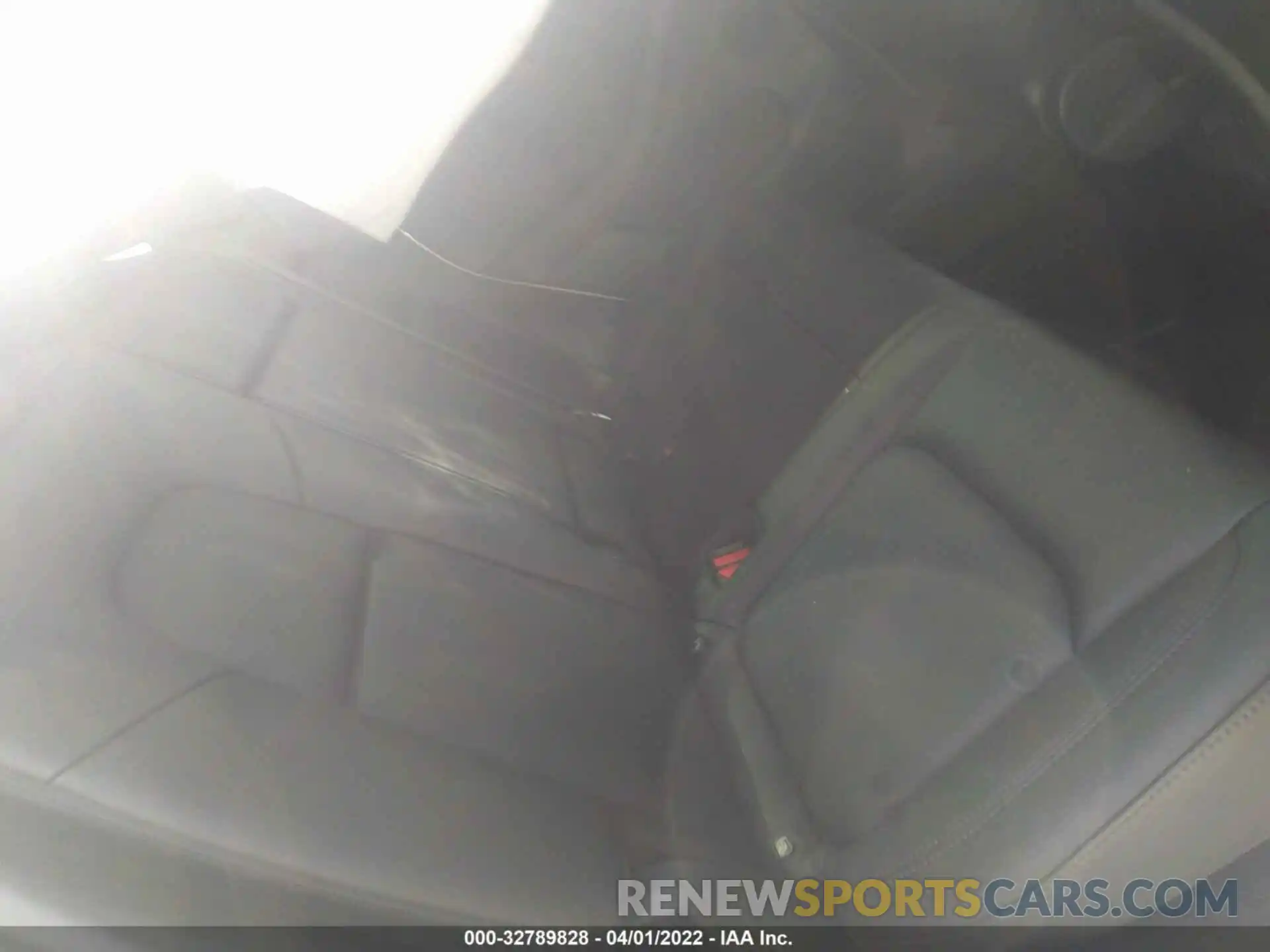 8 Photograph of a damaged car 5YJYGDEE5MF255924 TESLA MODEL Y 2021