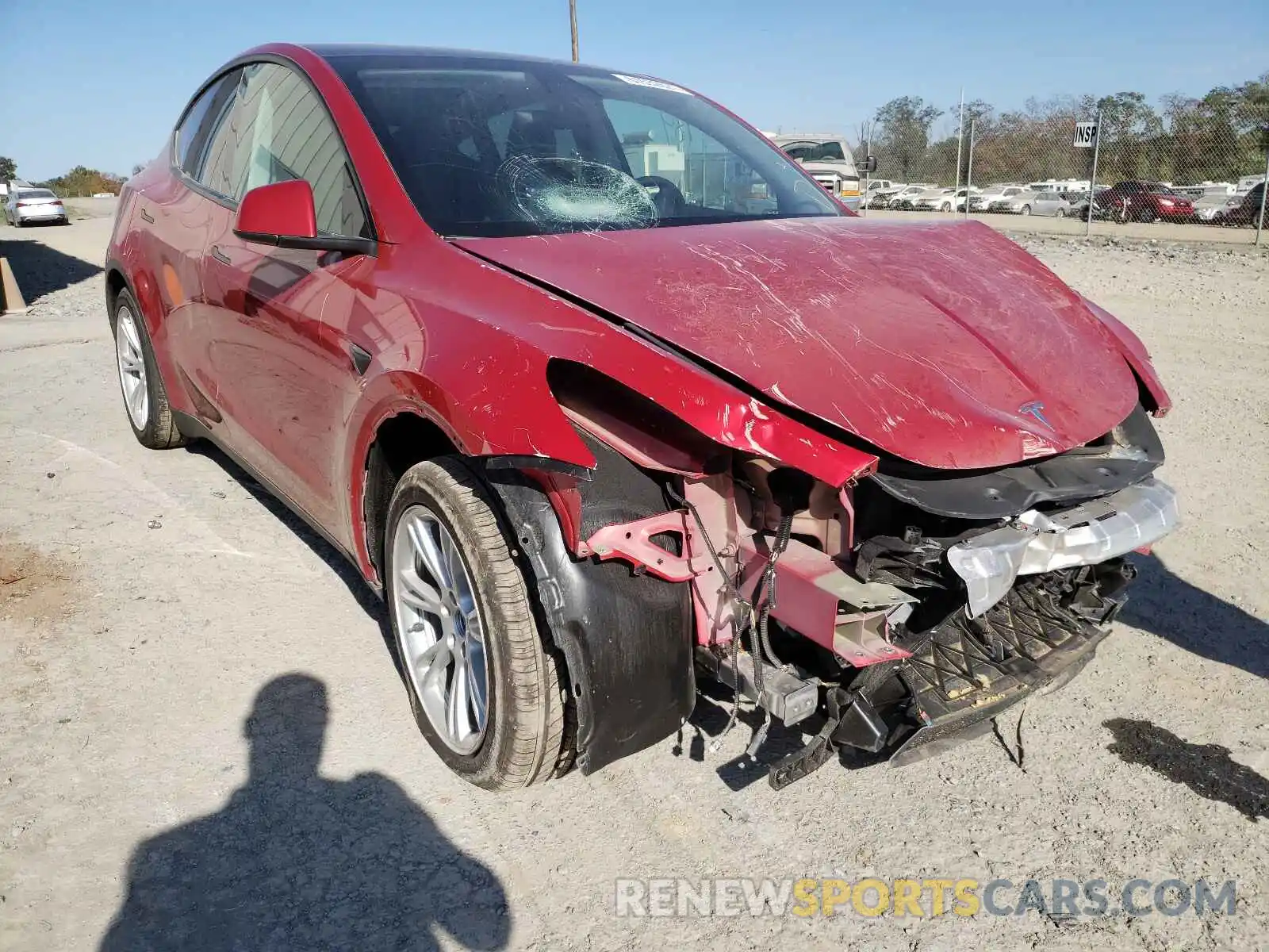 1 Photograph of a damaged car 5YJYGDEE5MF258161 TESLA MODEL Y 2021