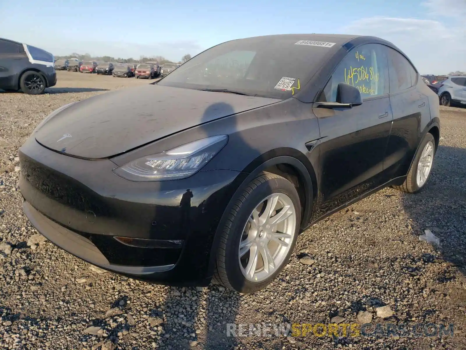 2 Photograph of a damaged car 5YJYGDEE5MF260122 TESLA MODEL Y 2021