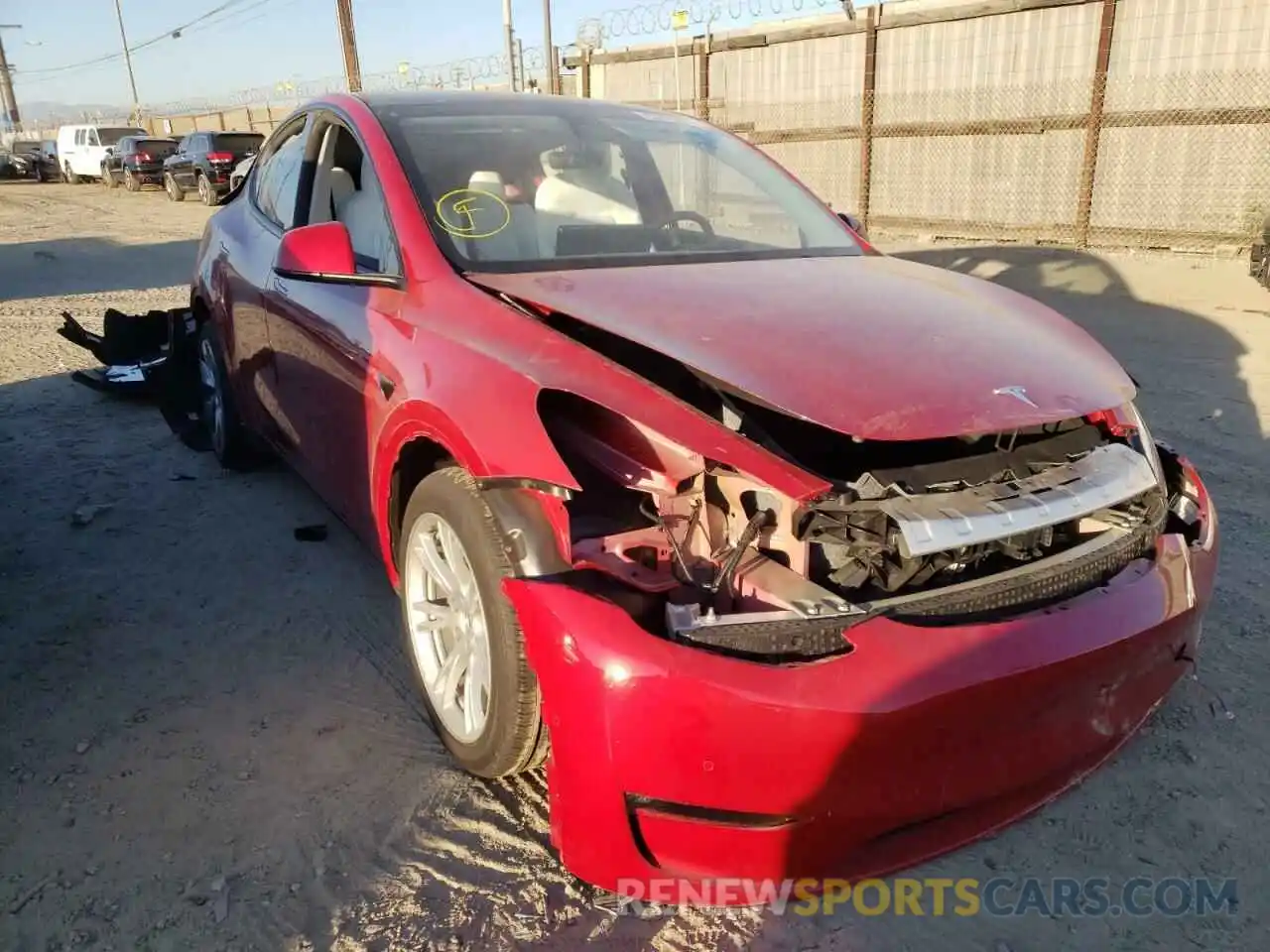 1 Photograph of a damaged car 5YJYGDEE5MF264137 TESLA MODEL Y 2021