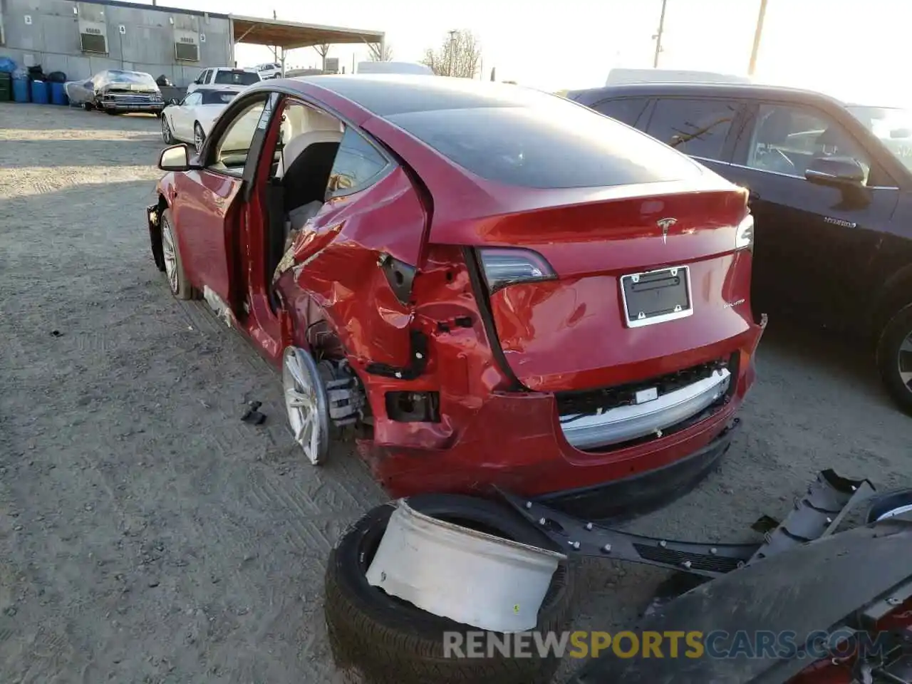 3 Photograph of a damaged car 5YJYGDEE5MF264137 TESLA MODEL Y 2021