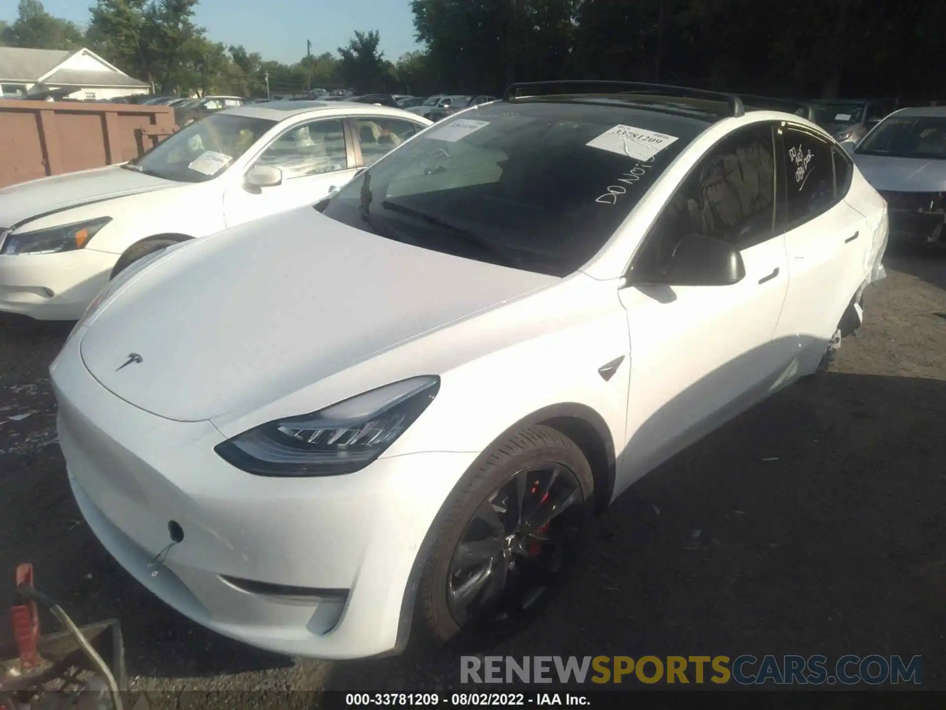 2 Photograph of a damaged car 5YJYGDEE5MF265353 TESLA MODEL Y 2021