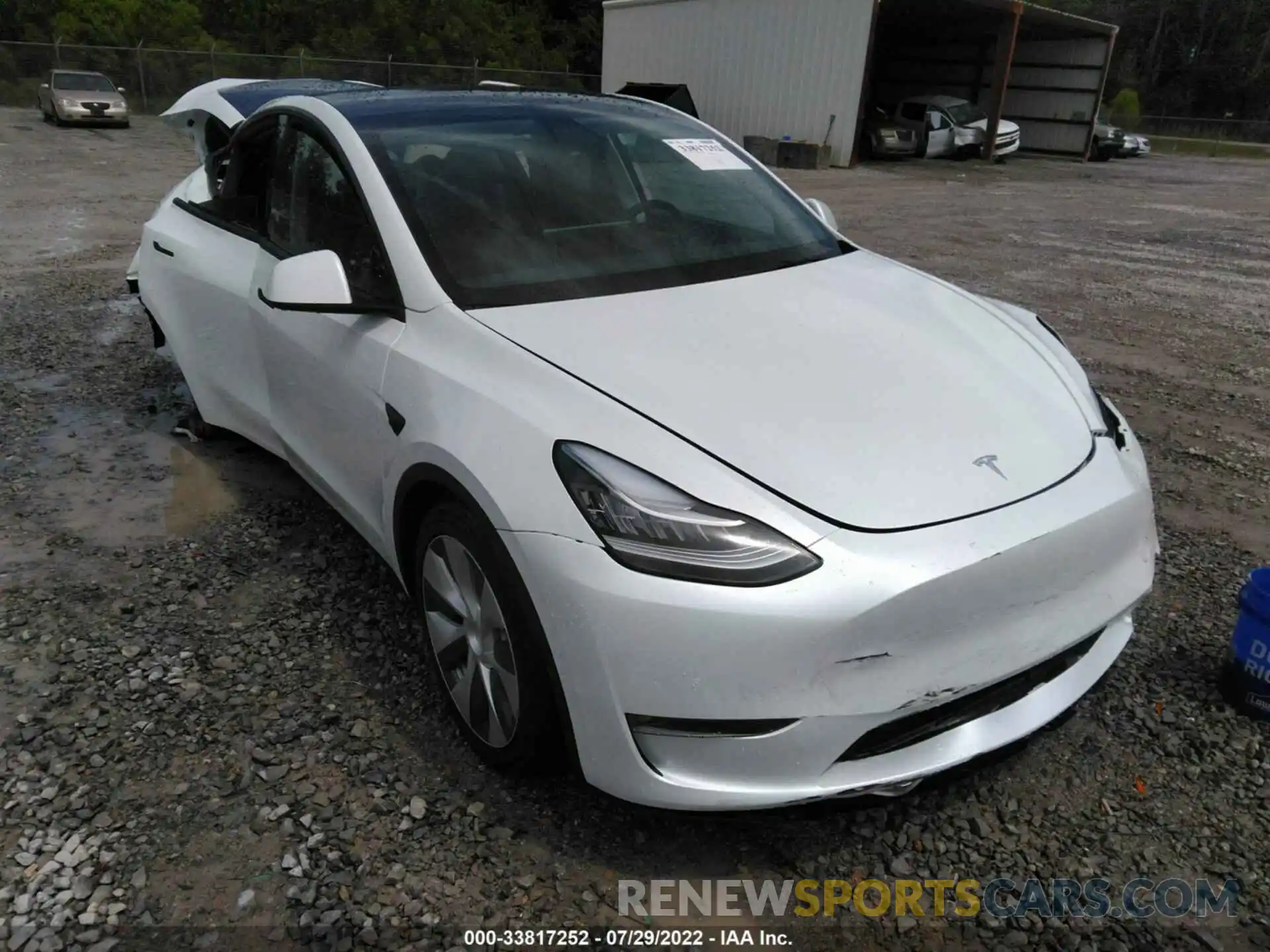 1 Photograph of a damaged car 5YJYGDEE5MF285635 TESLA MODEL Y 2021