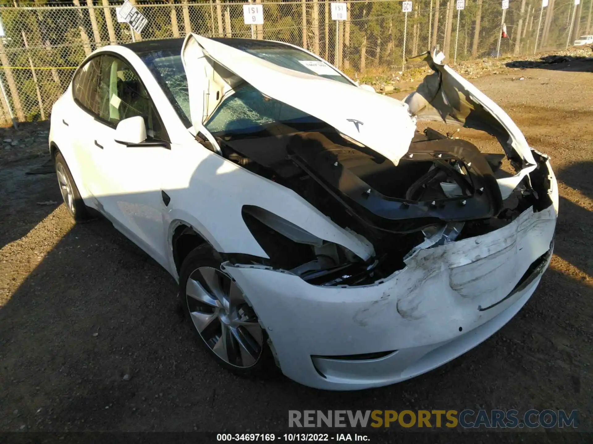 1 Photograph of a damaged car 5YJYGDEE5MF286848 TESLA MODEL Y 2021