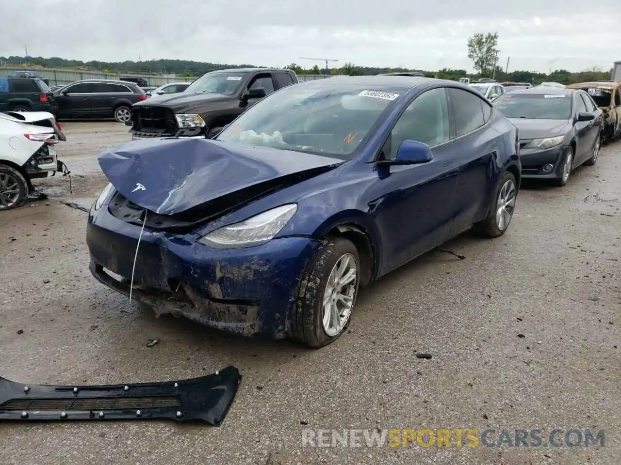 2 Photograph of a damaged car 5YJYGDEE5MF305835 TESLA MODEL Y 2021