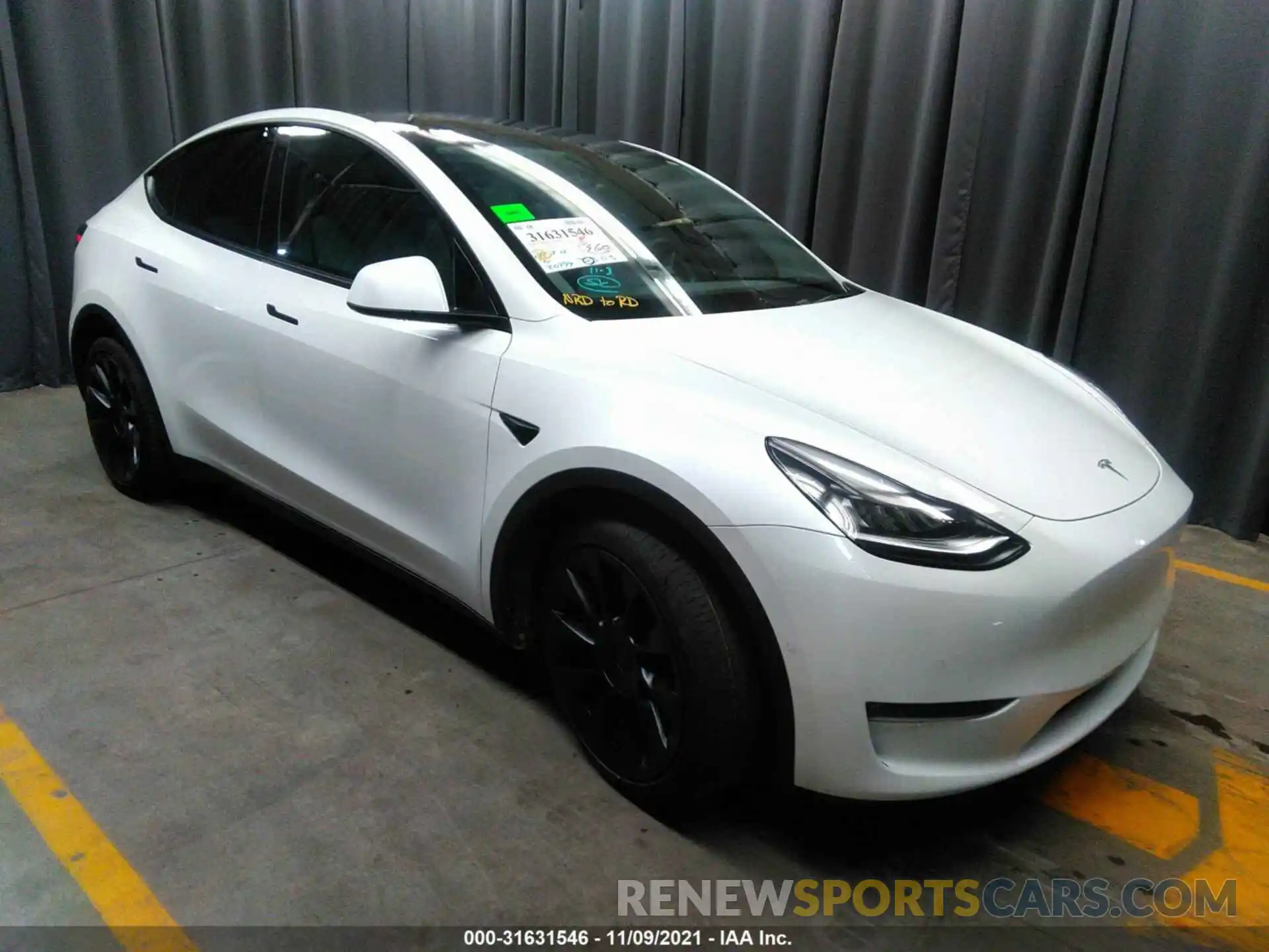 1 Photograph of a damaged car 5YJYGDEE6MF061371 TESLA MODEL Y 2021