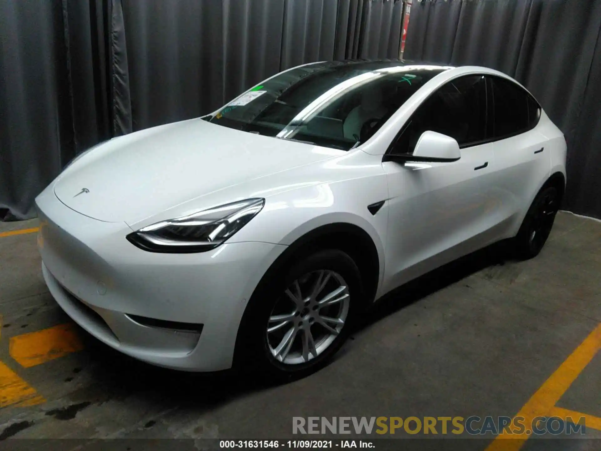 2 Photograph of a damaged car 5YJYGDEE6MF061371 TESLA MODEL Y 2021