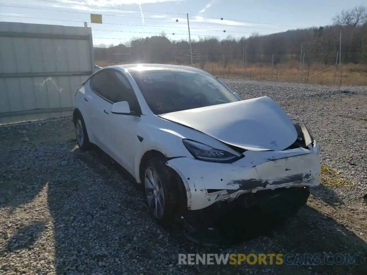 1 Photograph of a damaged car 5YJYGDEE6MF062830 TESLA MODEL Y 2021