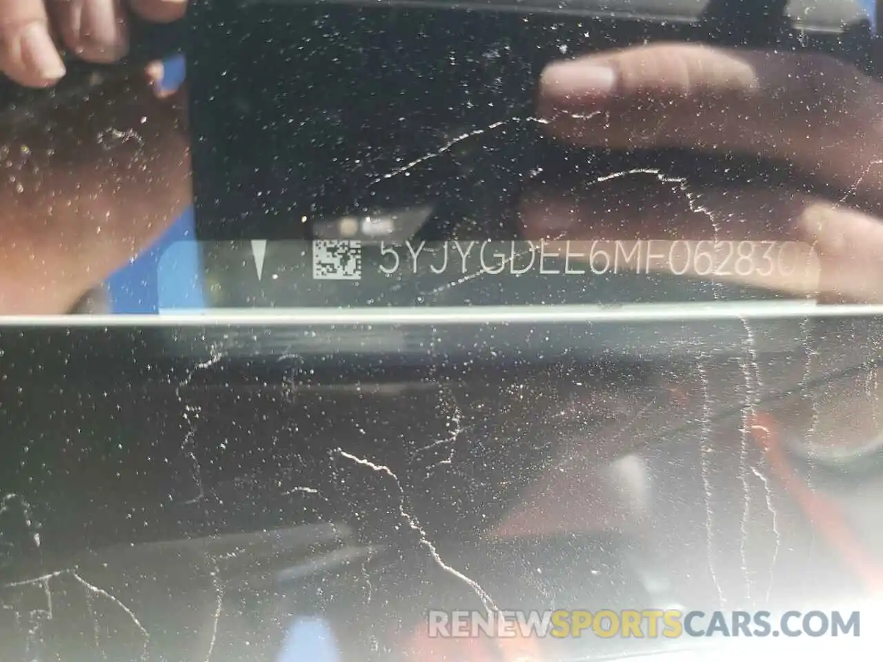 10 Photograph of a damaged car 5YJYGDEE6MF062830 TESLA MODEL Y 2021