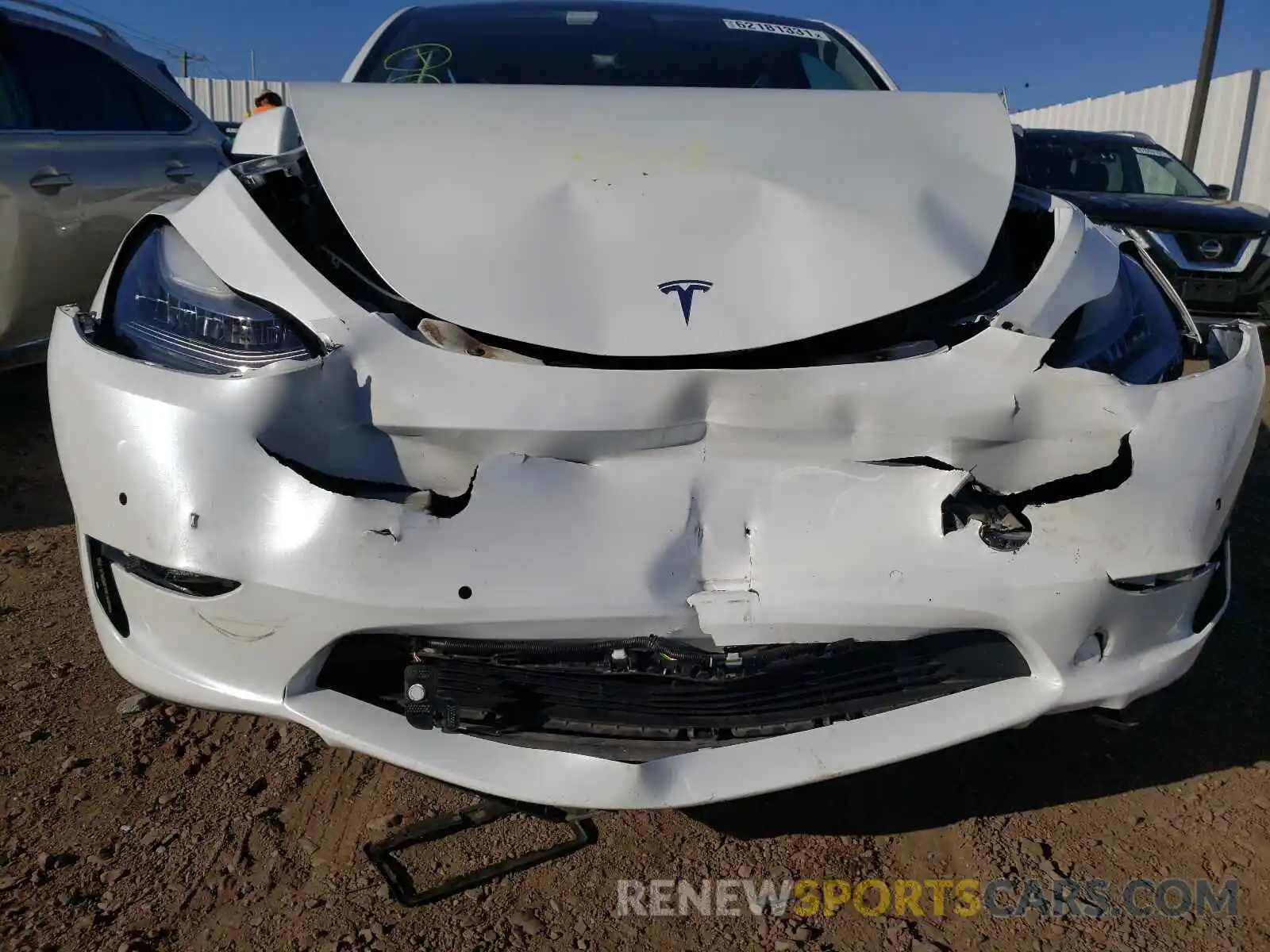 9 Photograph of a damaged car 5YJYGDEE6MF063086 TESLA MODEL Y 2021