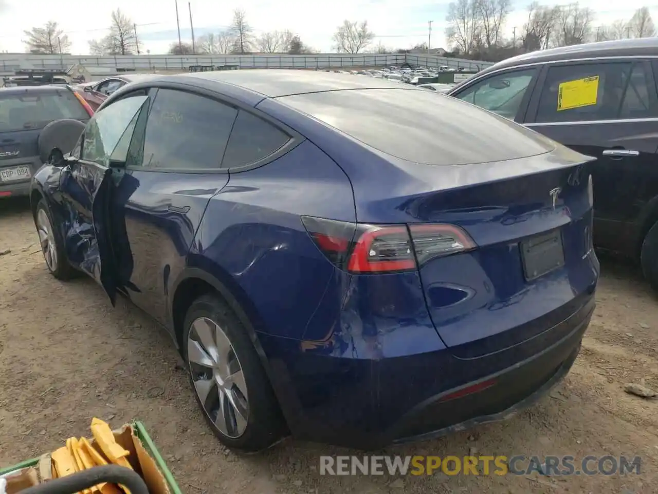 3 Фотография поврежденного автомобиля 5YJYGDEE6MF064366 TESLA MODEL Y 2021