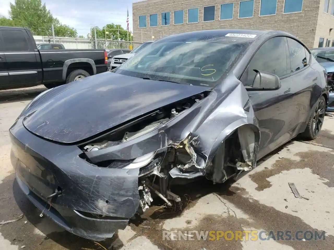 2 Photograph of a damaged car 5YJYGDEE6MF065033 TESLA MODEL Y 2021