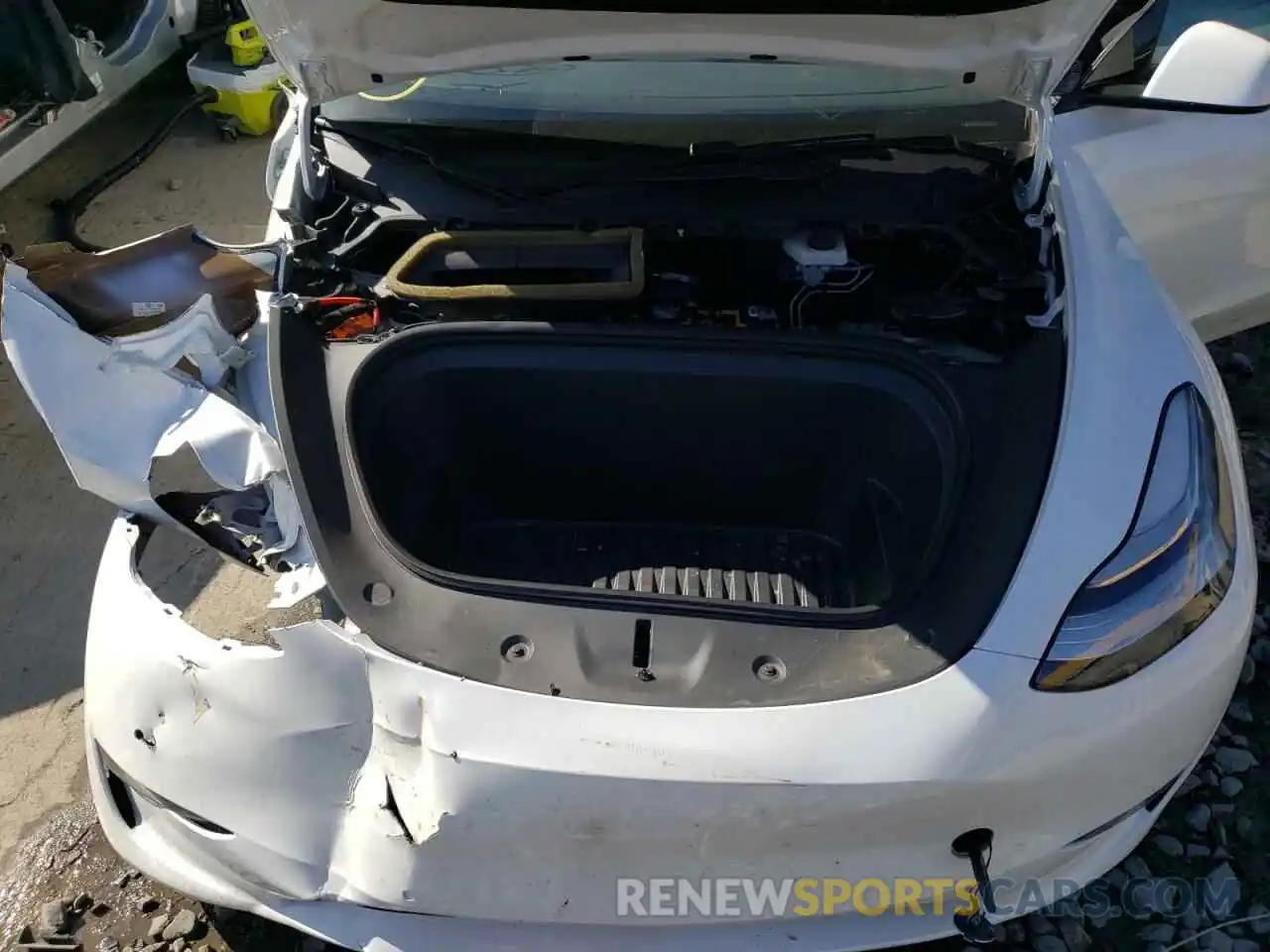 7 Photograph of a damaged car 5YJYGDEE6MF066425 TESLA MODEL Y 2021