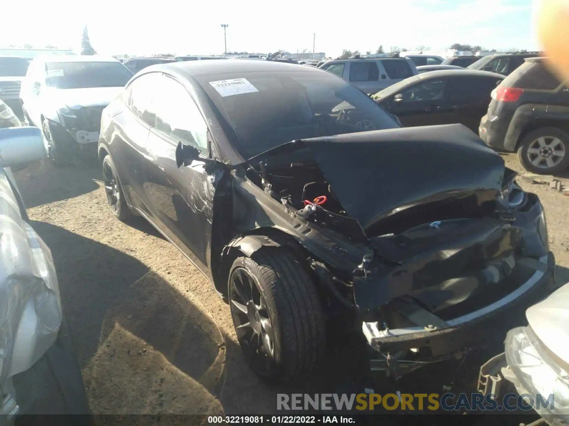 1 Photograph of a damaged car 5YJYGDEE6MF068112 TESLA MODEL Y 2021