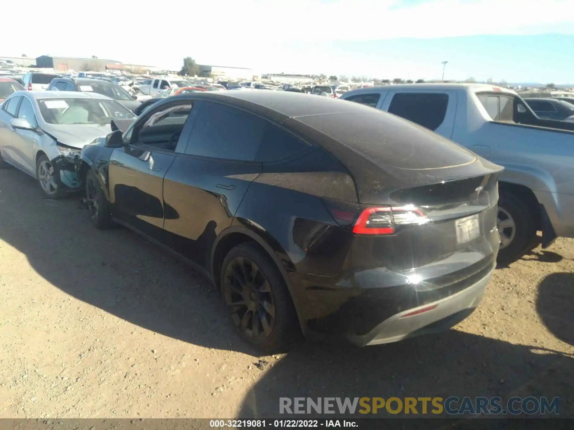 3 Photograph of a damaged car 5YJYGDEE6MF068112 TESLA MODEL Y 2021