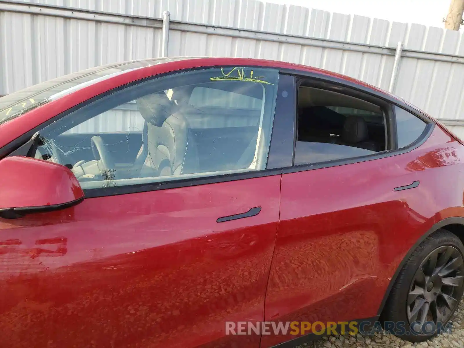 9 Photograph of a damaged car 5YJYGDEE6MF072175 TESLA MODEL Y 2021