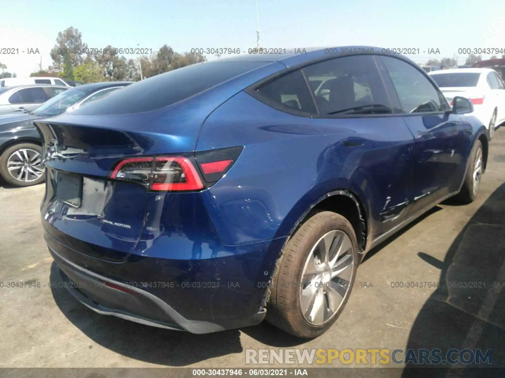 4 Фотография поврежденного автомобиля 5YJYGDEE6MF075349 TESLA MODEL Y 2021