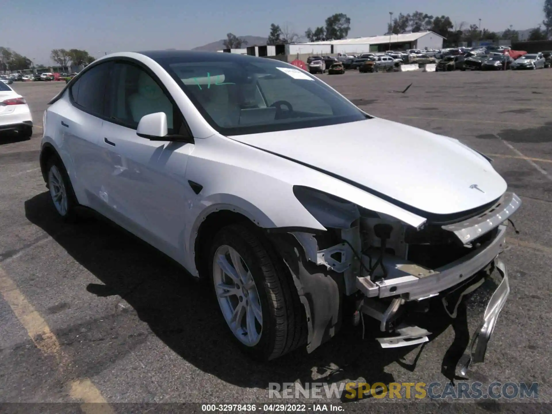 1 Photograph of a damaged car 5YJYGDEE6MF076128 TESLA MODEL Y 2021