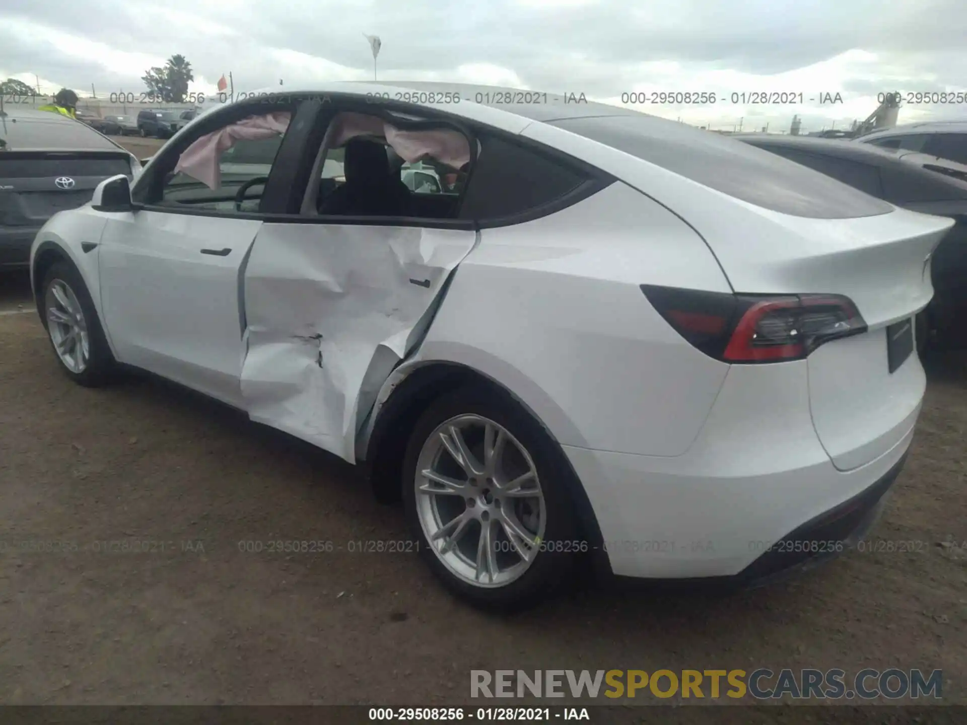 3 Photograph of a damaged car 5YJYGDEE6MF077716 TESLA MODEL Y 2021