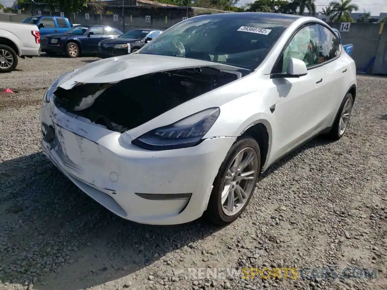 2 Photograph of a damaged car 5YJYGDEE6MF078395 TESLA MODEL Y 2021