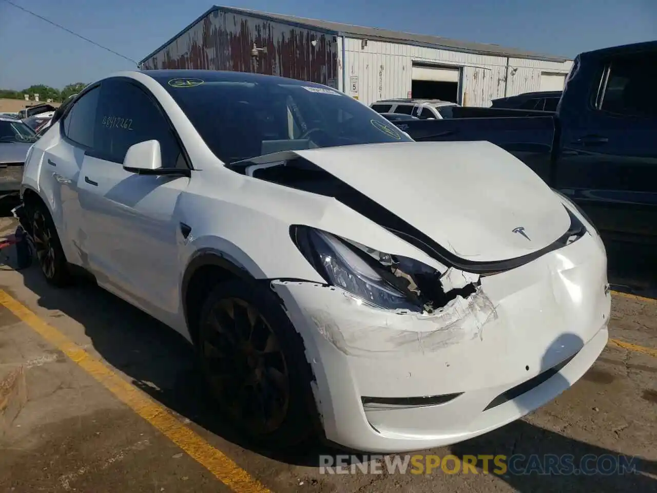 1 Photograph of a damaged car 5YJYGDEE6MF080356 TESLA MODEL Y 2021